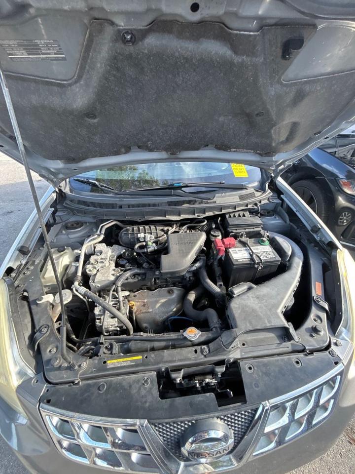 Nissan Rogue  2011