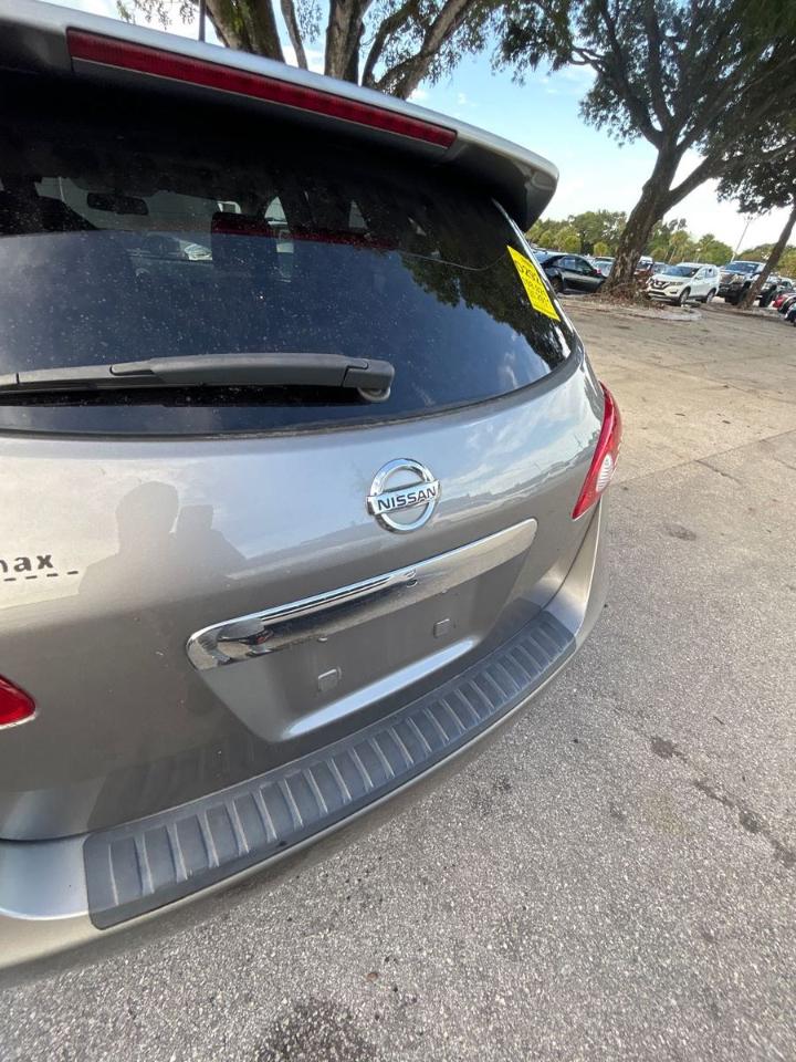 Nissan Rogue  2011