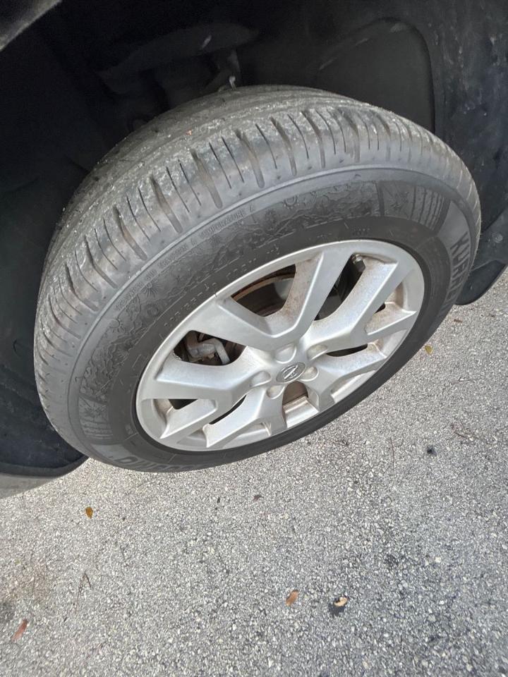 Nissan Rogue  2011