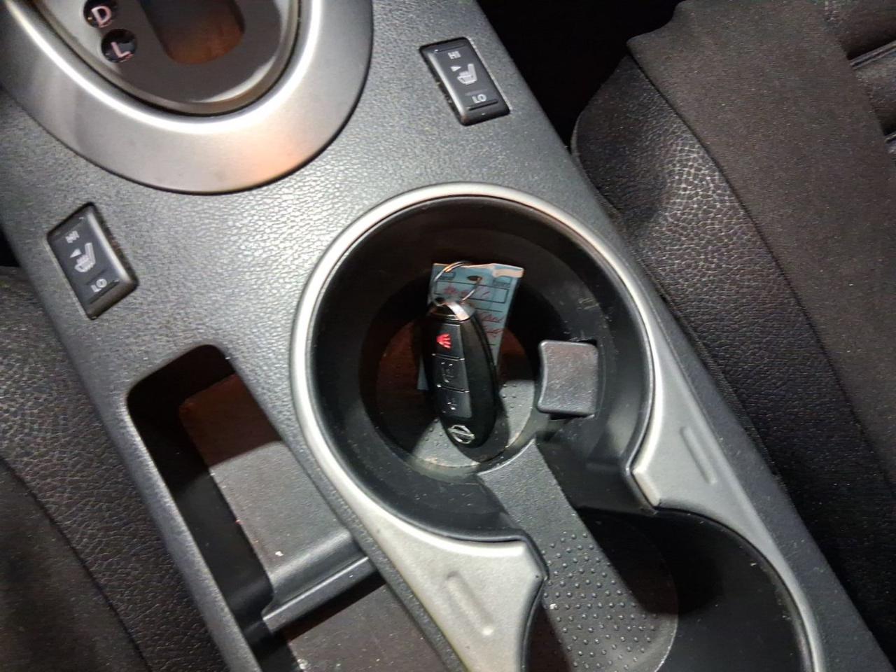 Nissan Rogue  2011