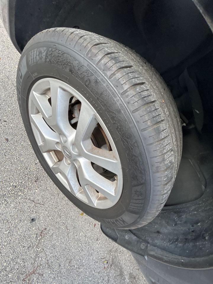 Nissan Rogue  2011