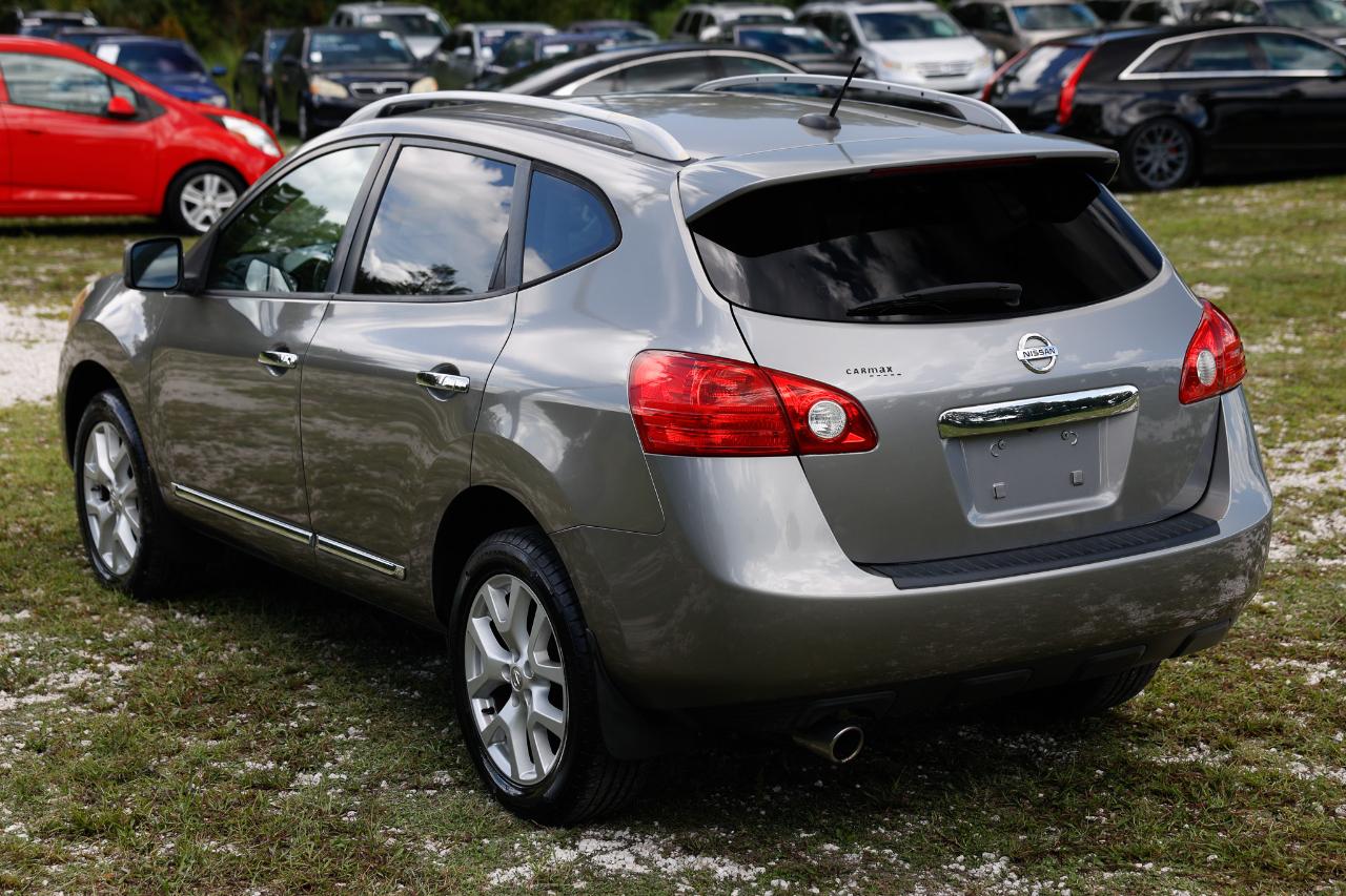 Nissan Rogue  2011
