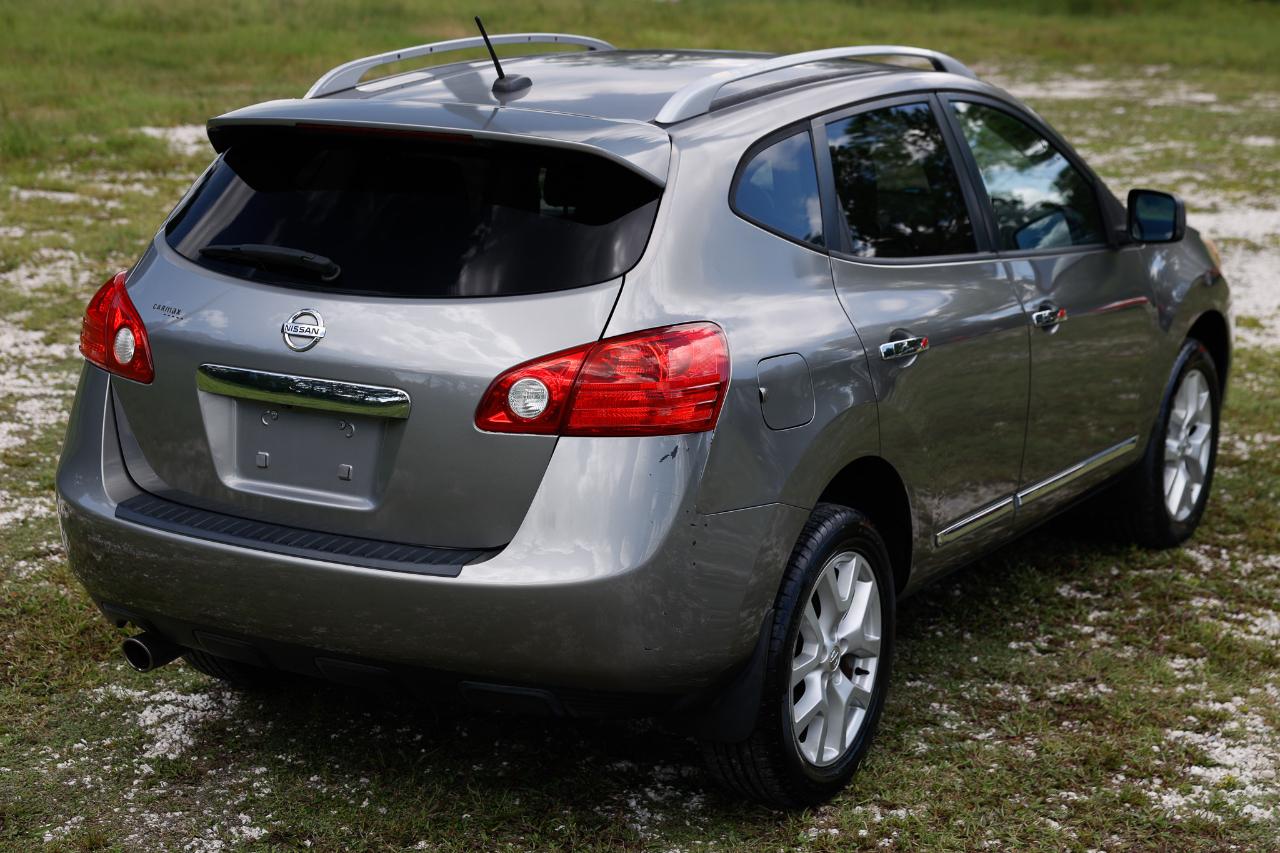 Nissan Rogue  2011