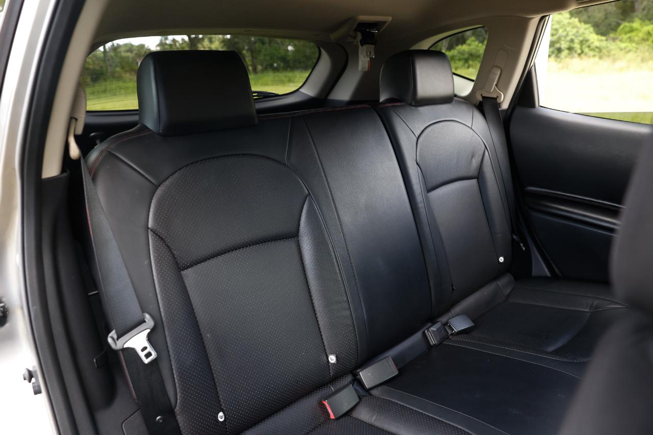 Nissan Rogue  2011