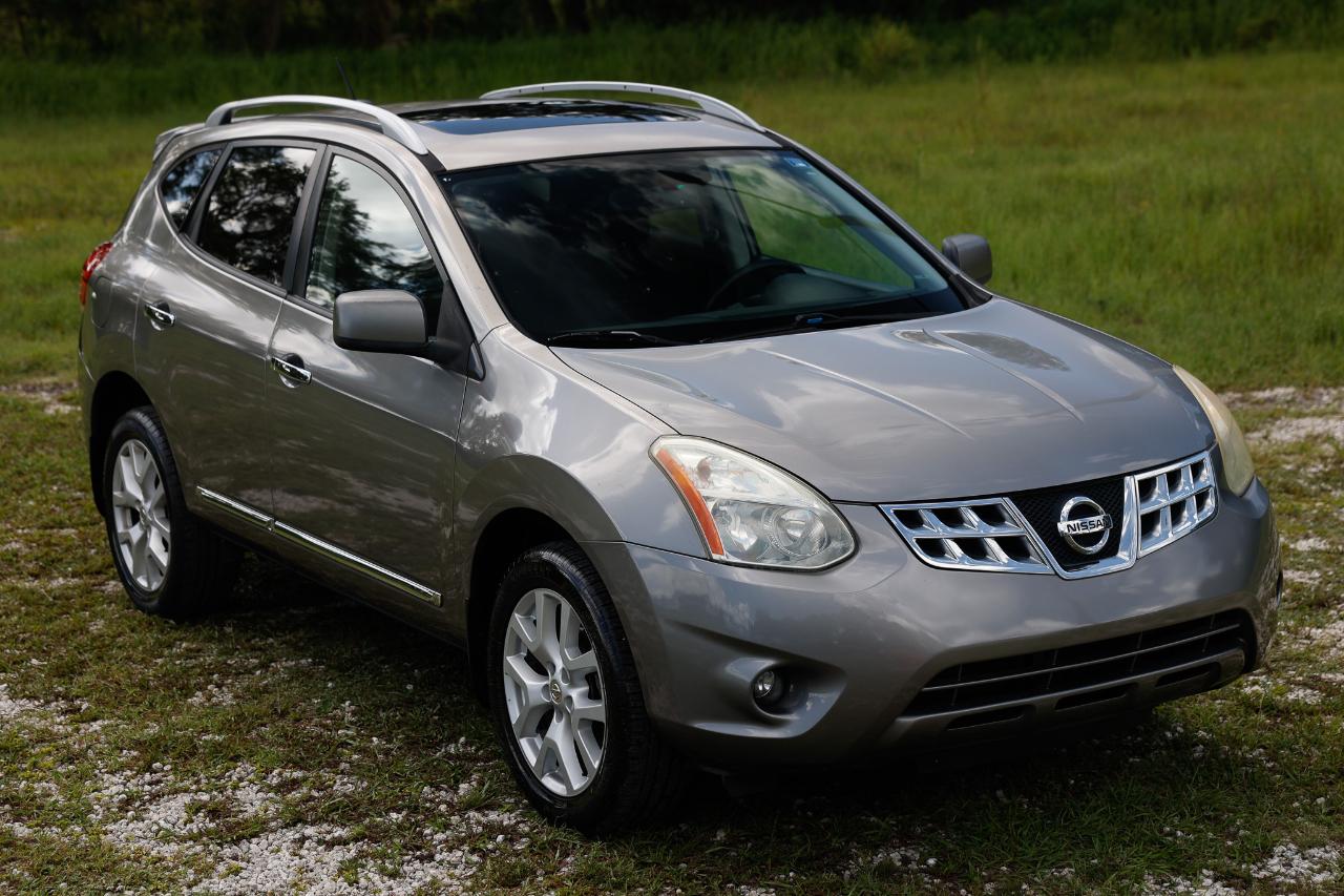 Nissan Rogue  2011