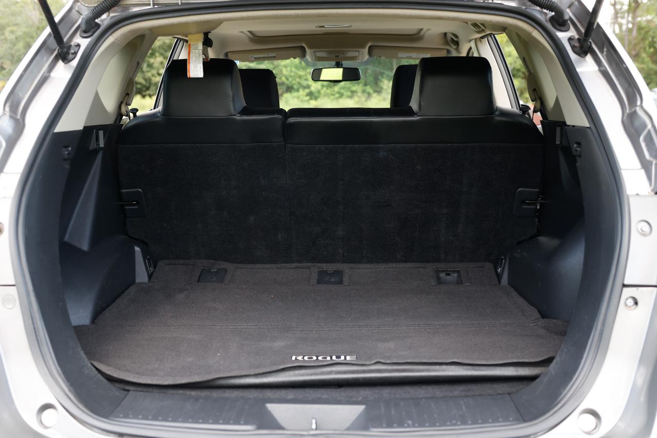 Nissan Rogue  2011