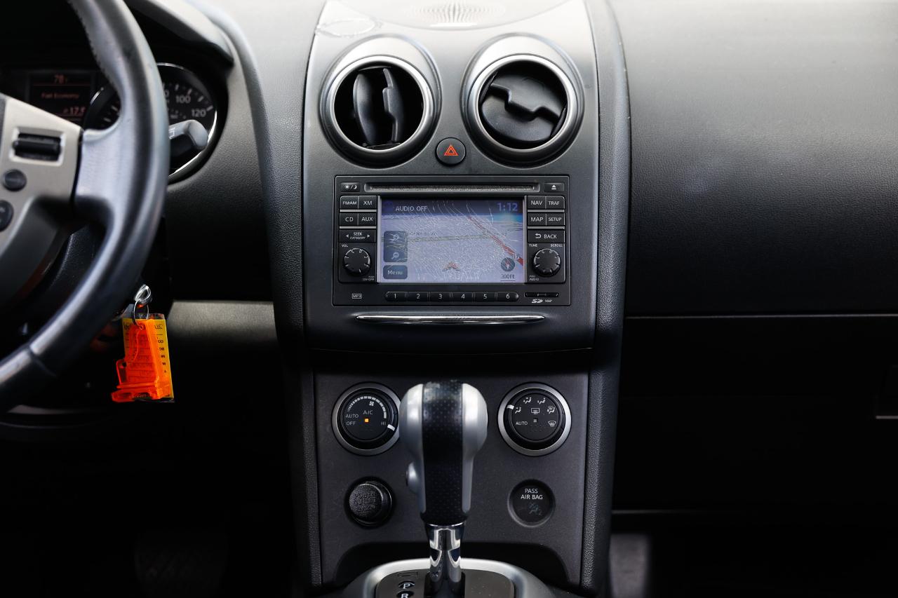 Nissan Rogue  2011