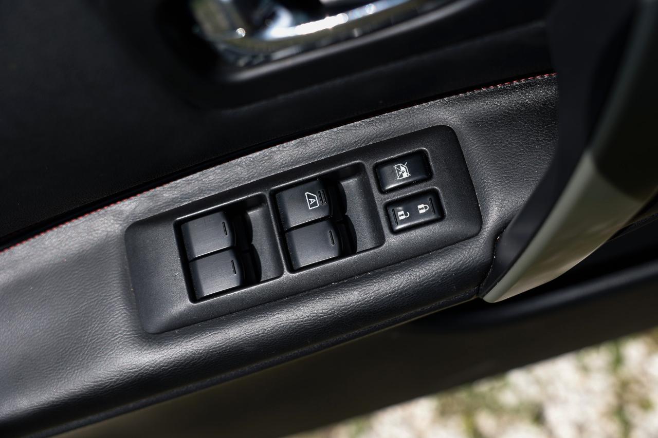 Nissan Rogue  2011