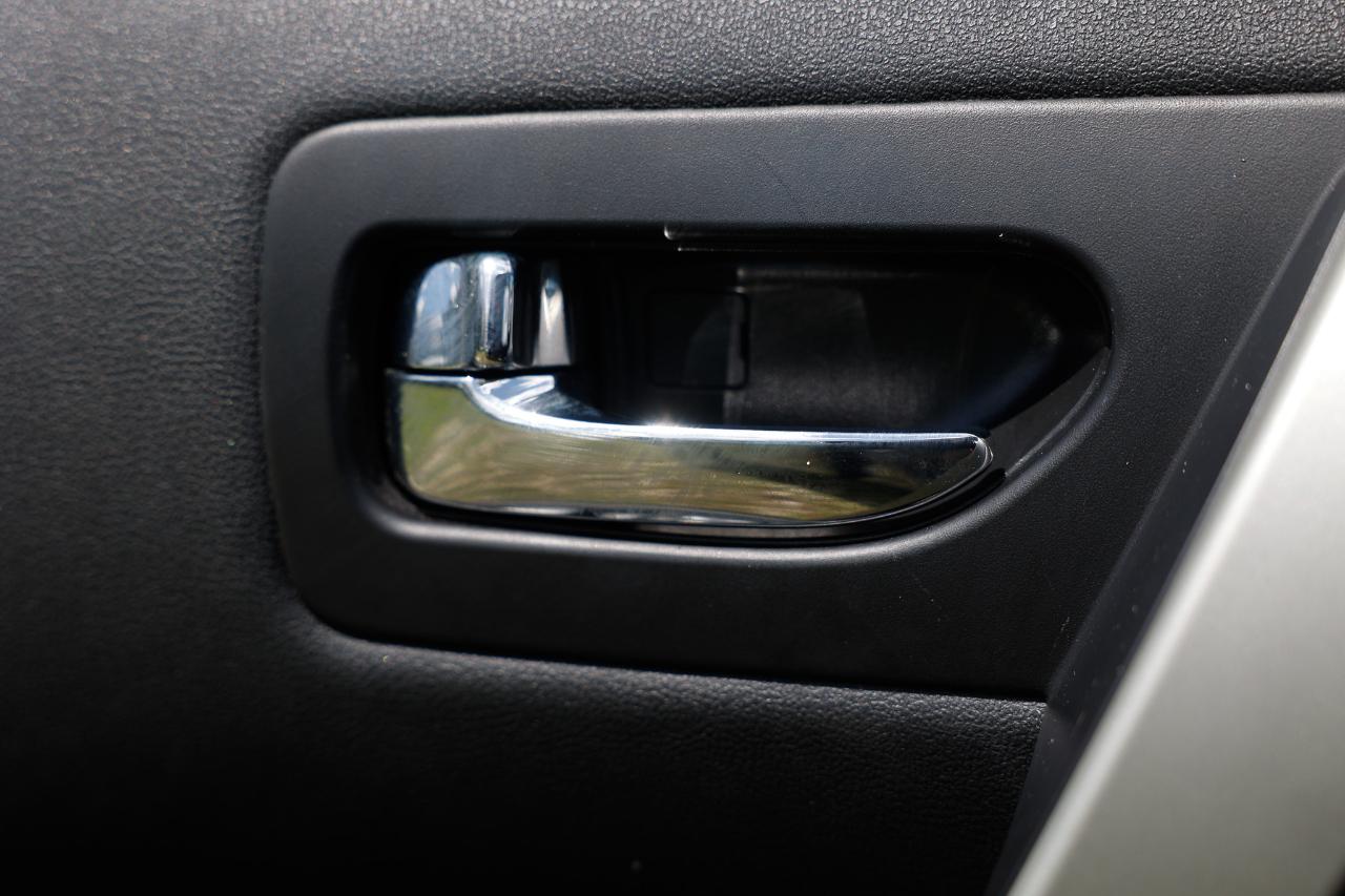 Nissan Rogue  2011