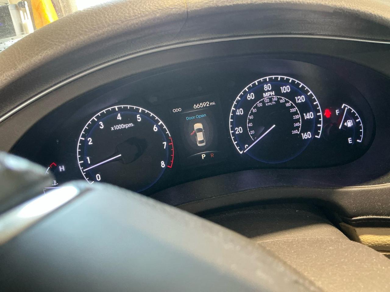 Hyundai Genesis  2013