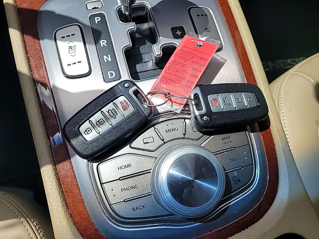 Hyundai Genesis  2013