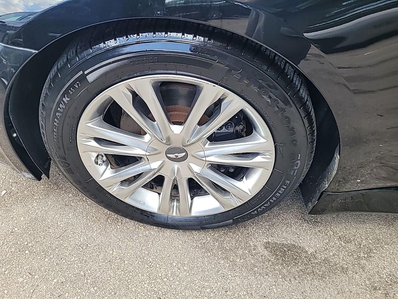 Hyundai Genesis  2013