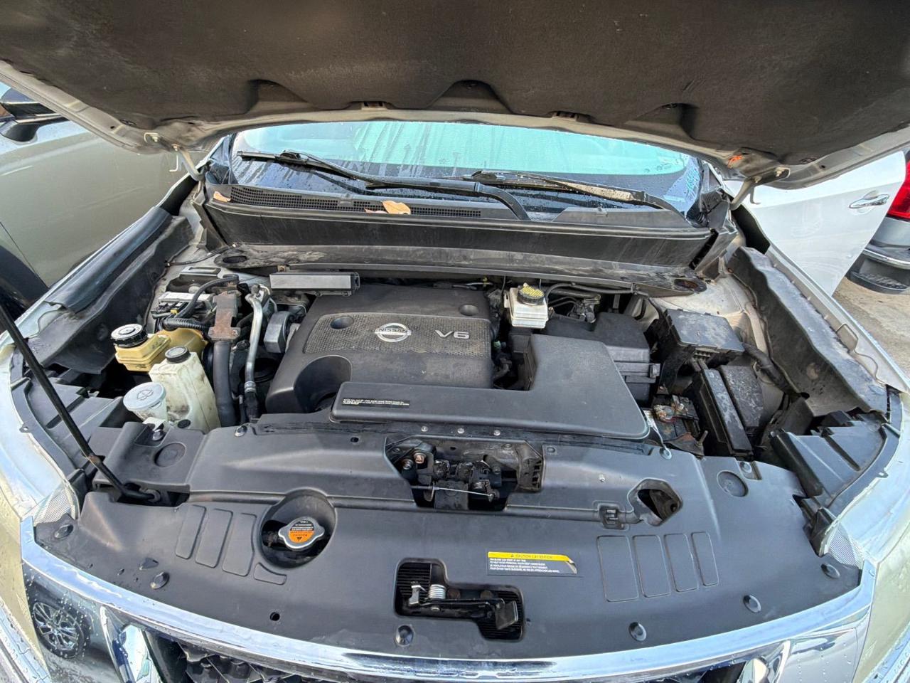 Nissan Pathfinder  2013
