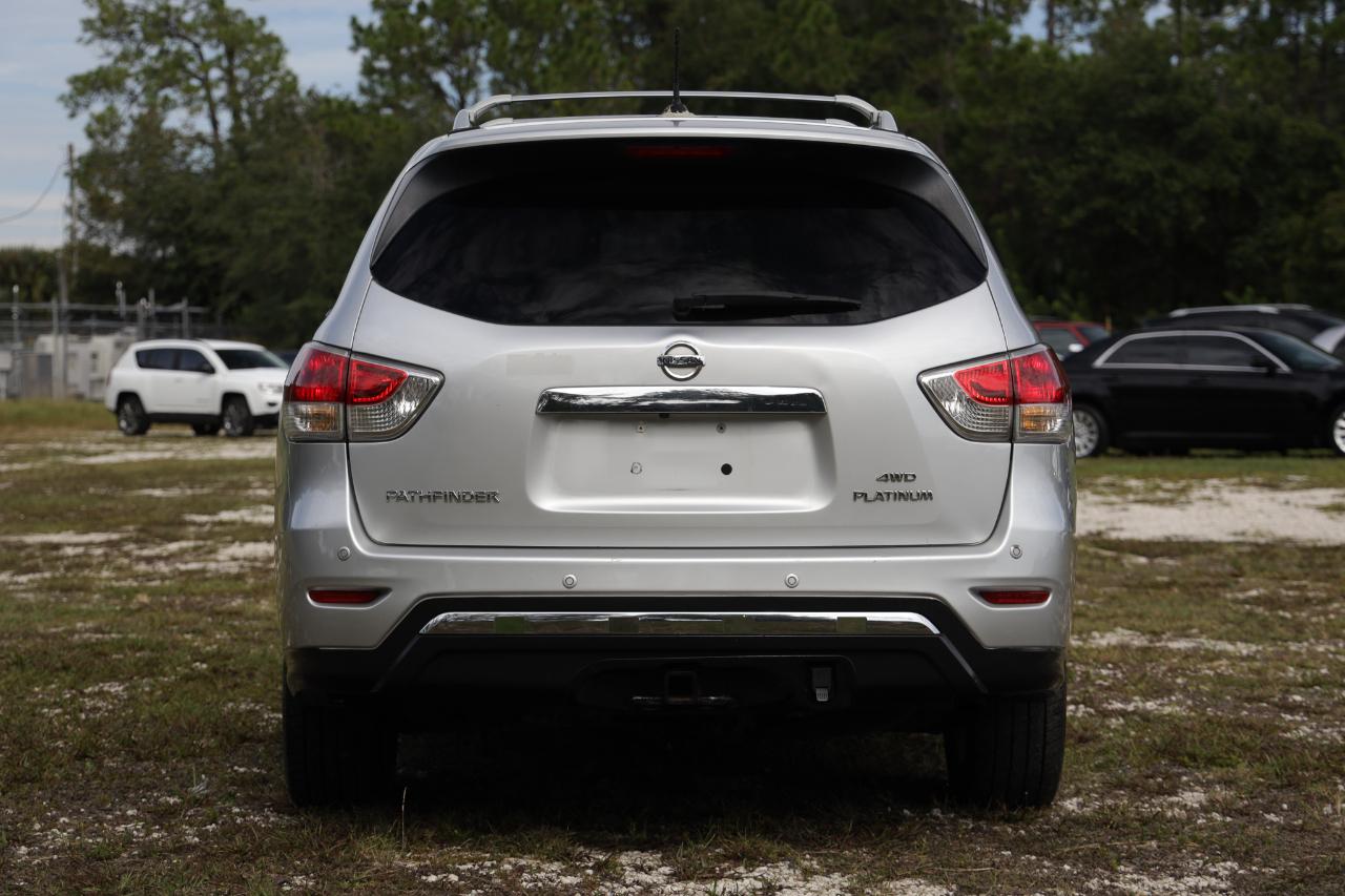 Nissan Pathfinder  2013