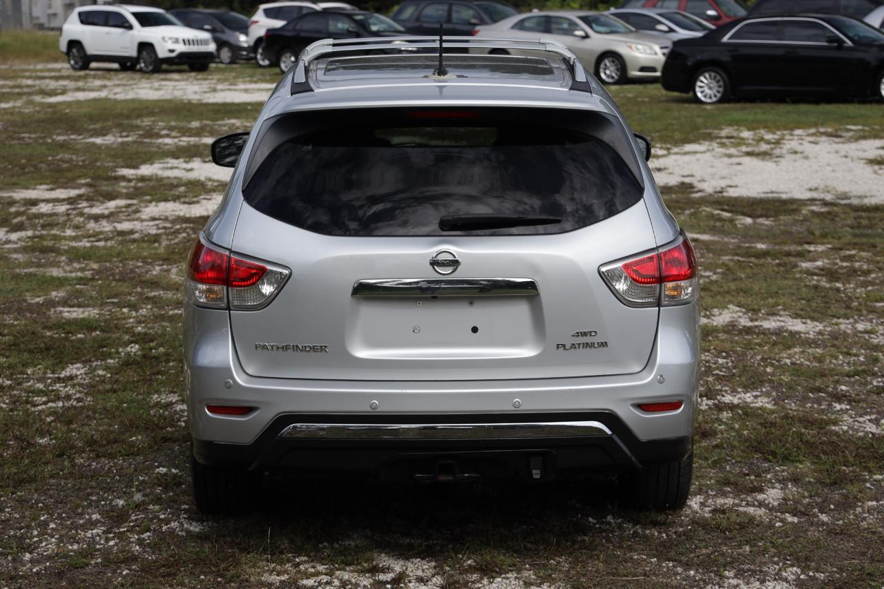 Nissan Pathfinder  2013