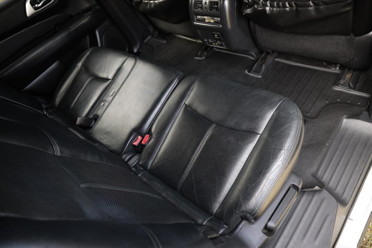 Nissan Pathfinder  2013