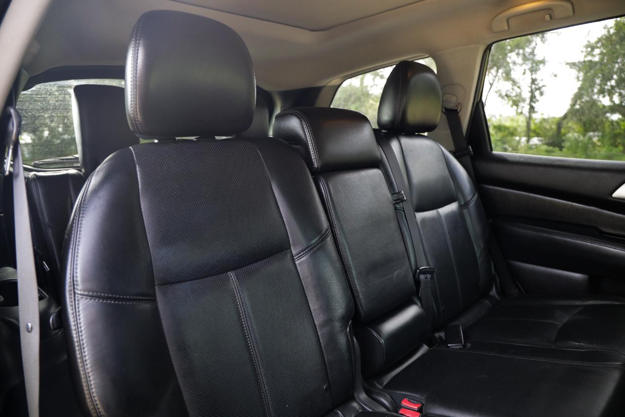 Nissan Pathfinder  2013