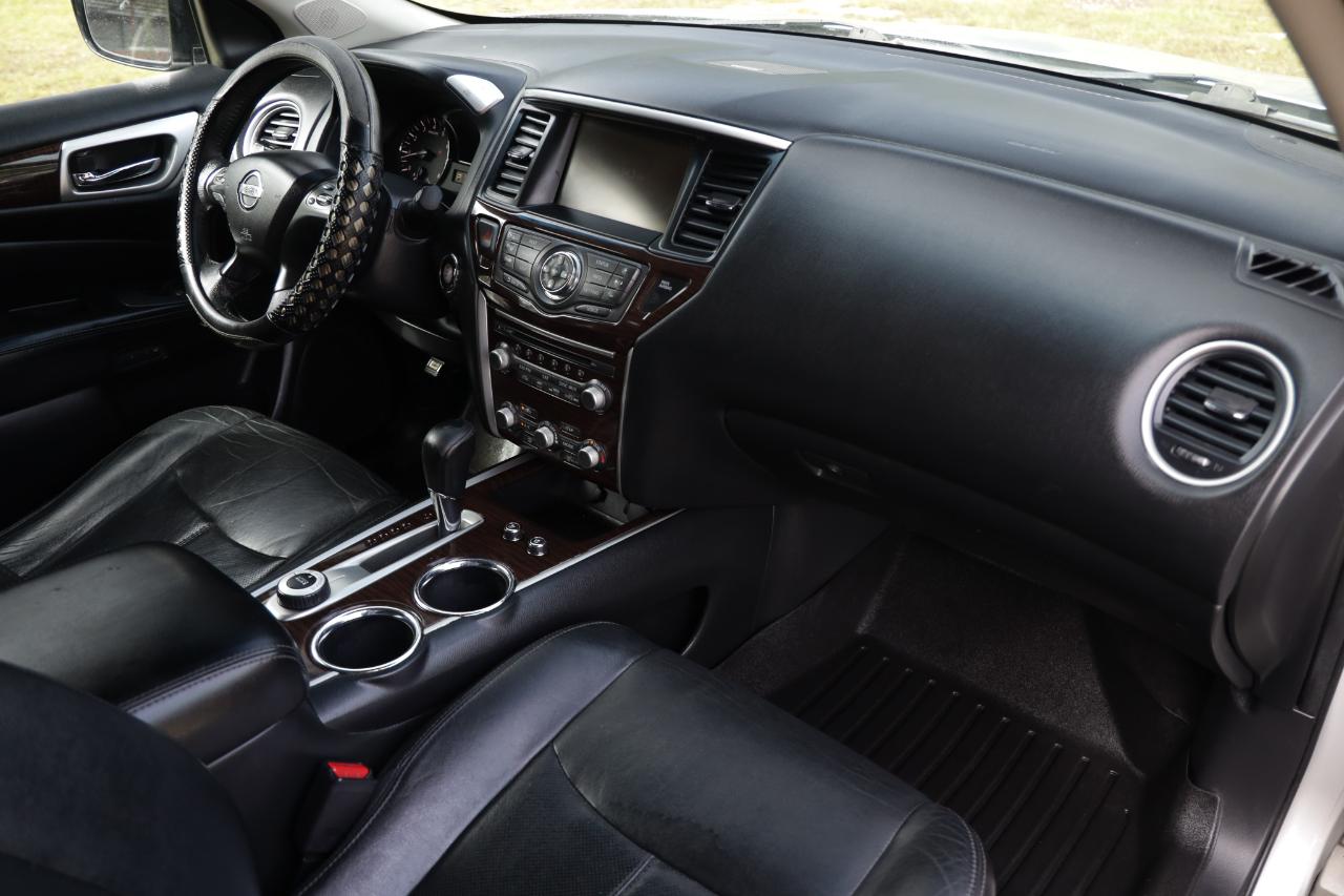 Nissan Pathfinder  2013