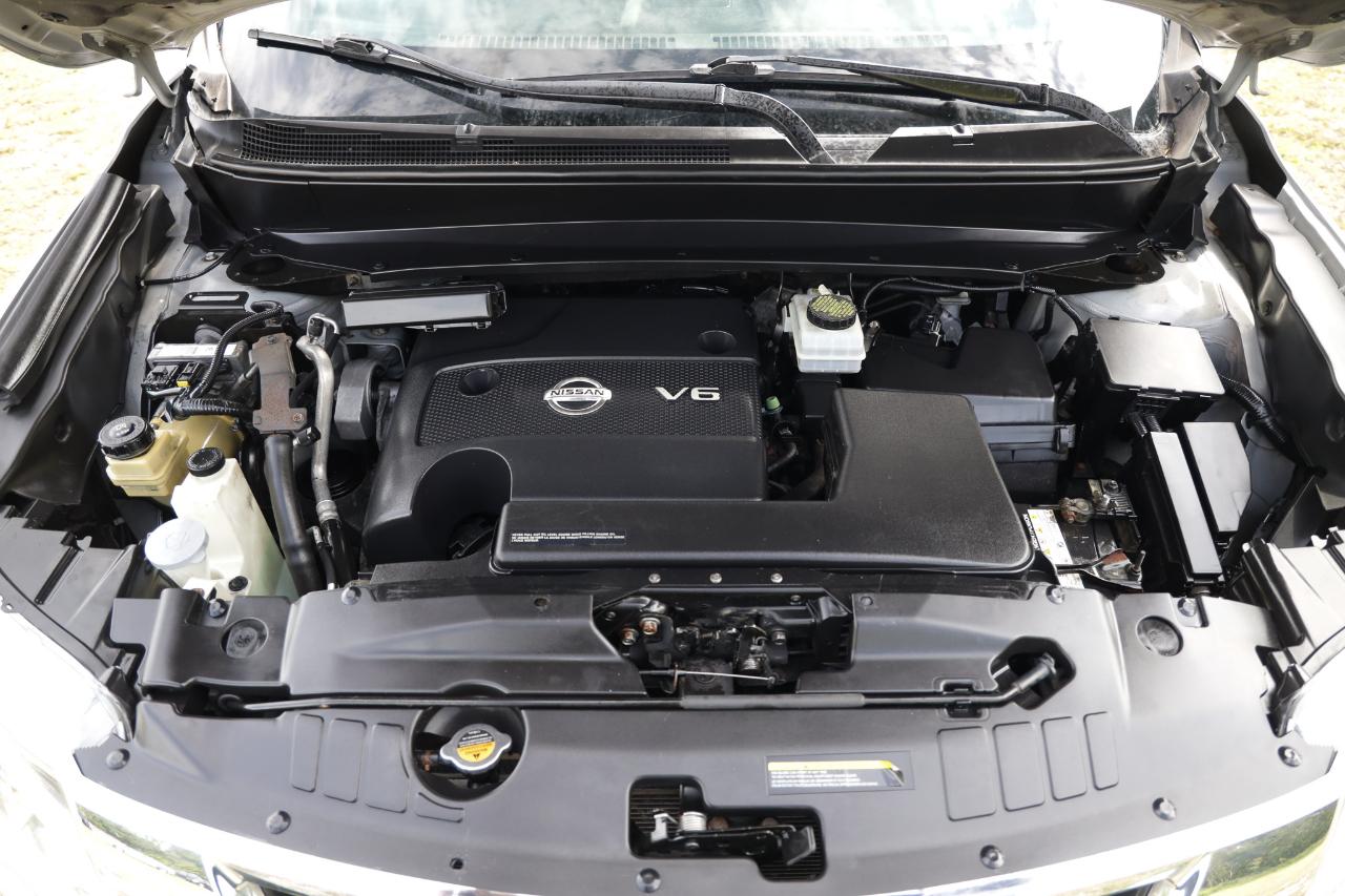 Nissan Pathfinder  2013