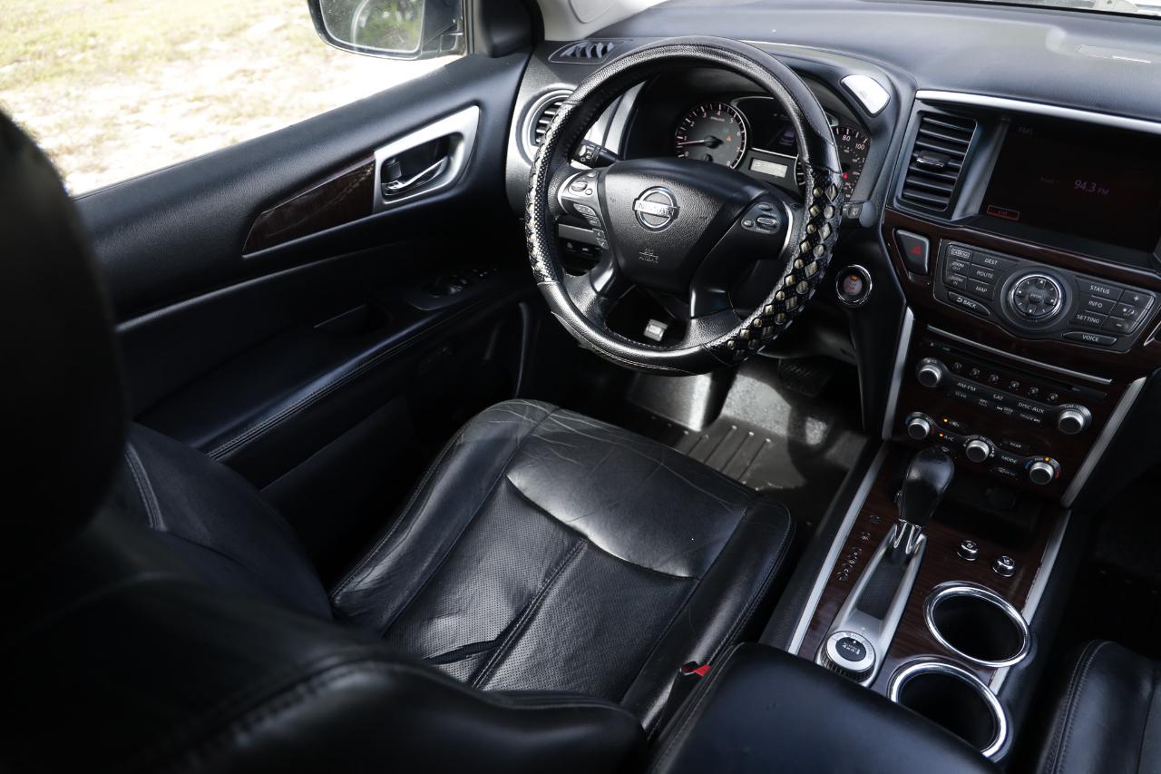 Nissan Pathfinder  2013