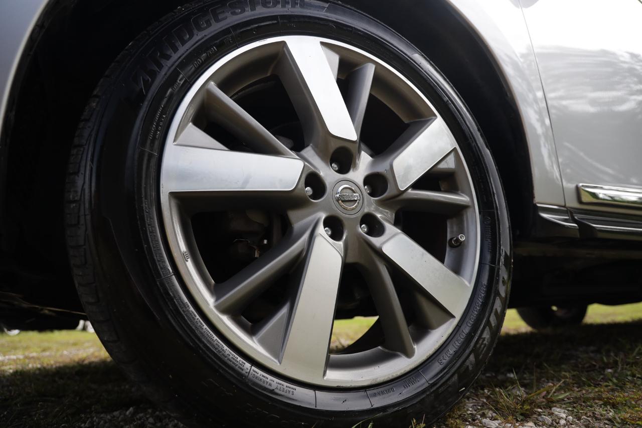 Nissan Pathfinder  2013