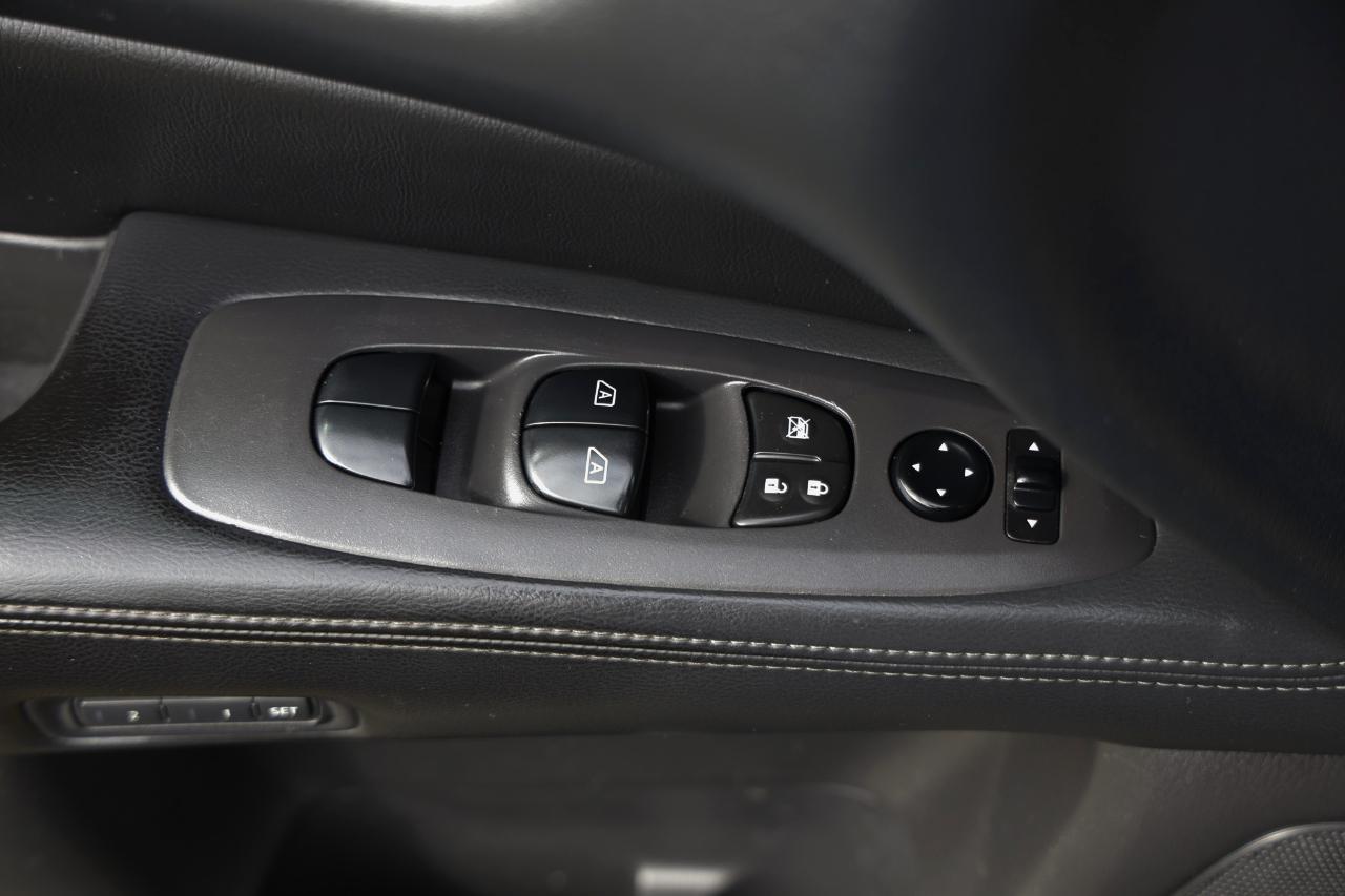 Nissan Pathfinder  2013