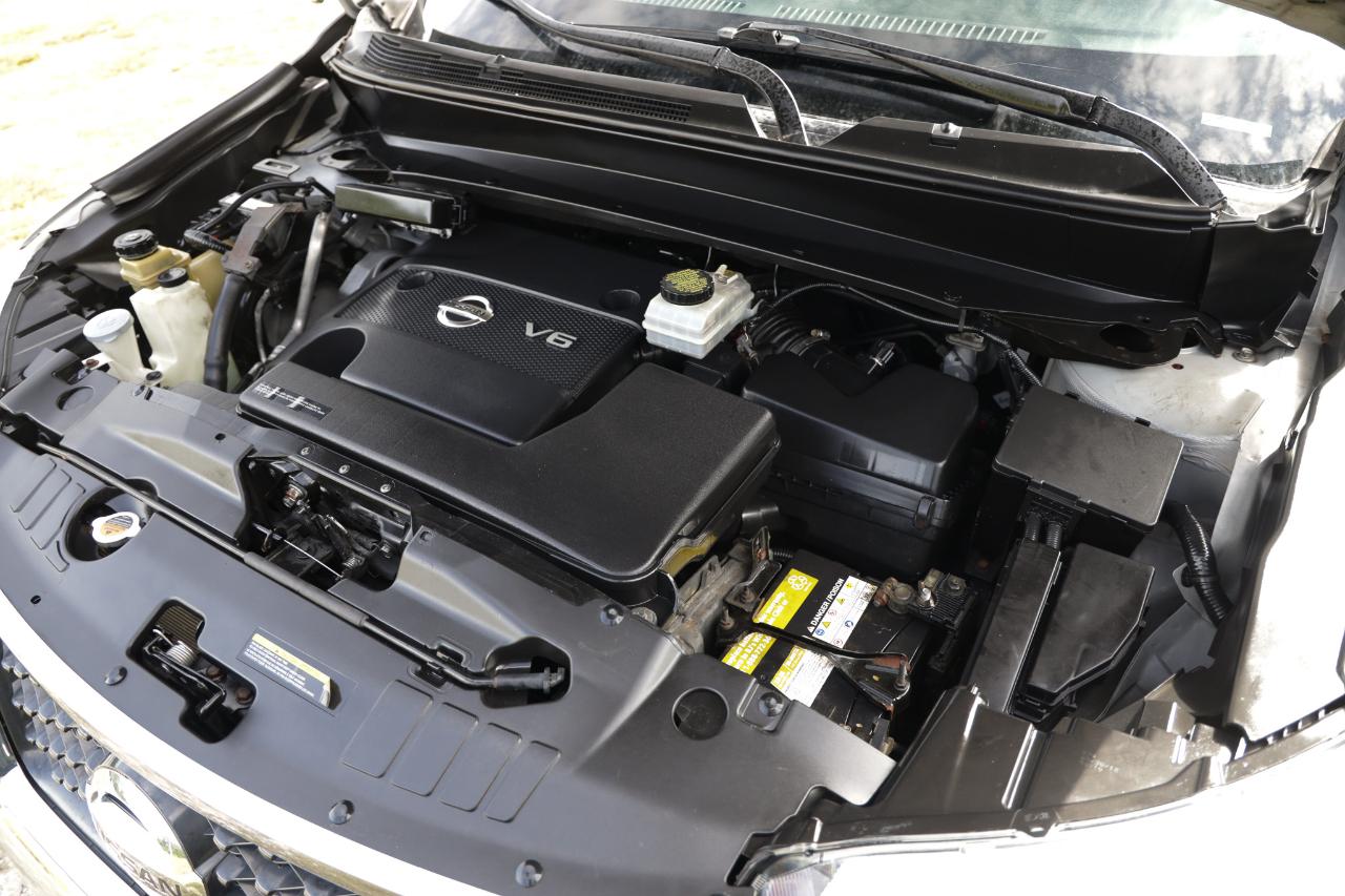 Nissan Pathfinder  2013
