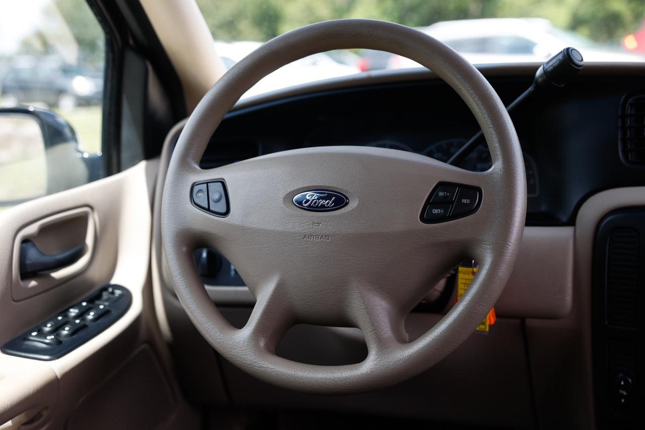 Ford Windstar Wagon  2003