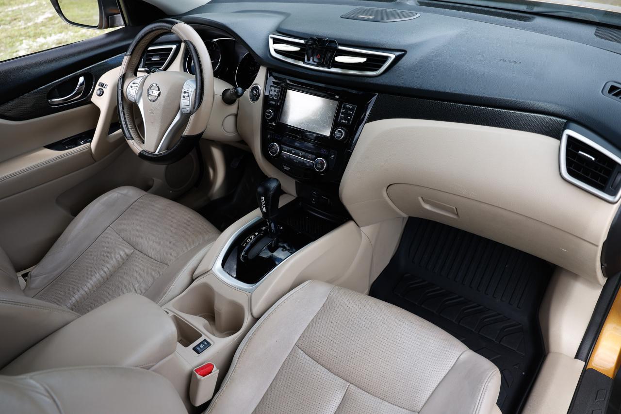 Nissan Rogue  2014