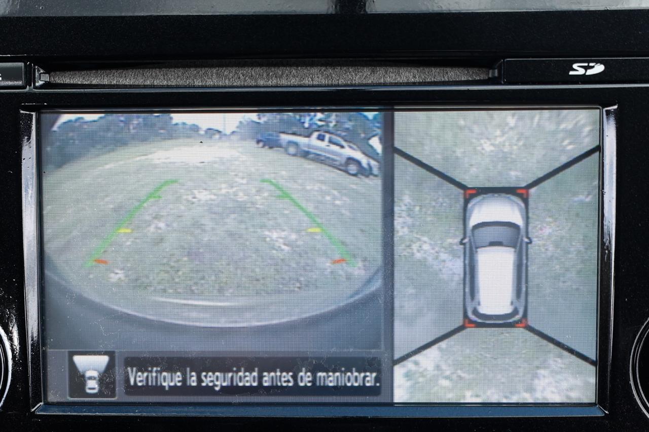 Nissan Rogue  2014