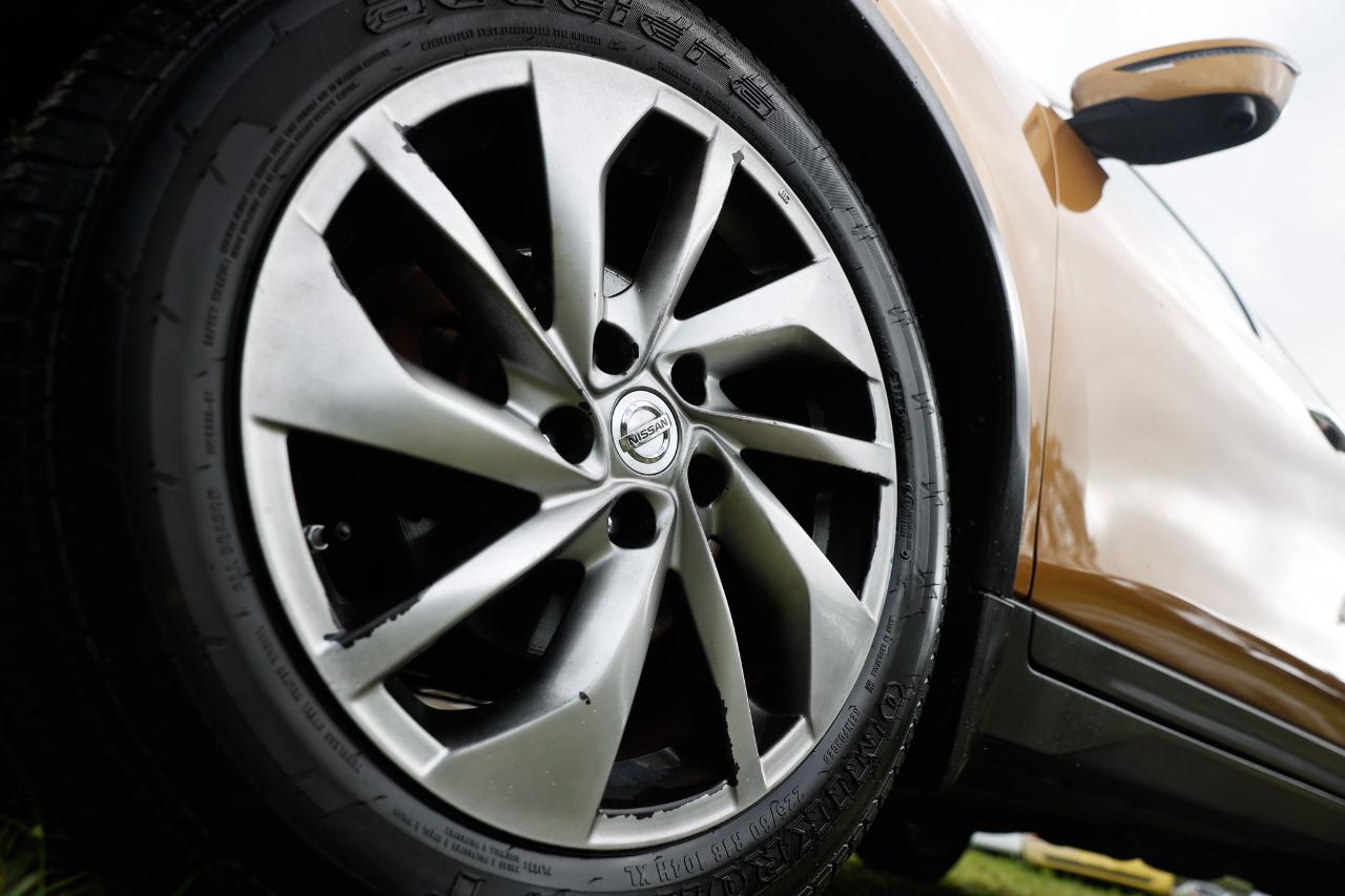 Nissan Rogue  2014