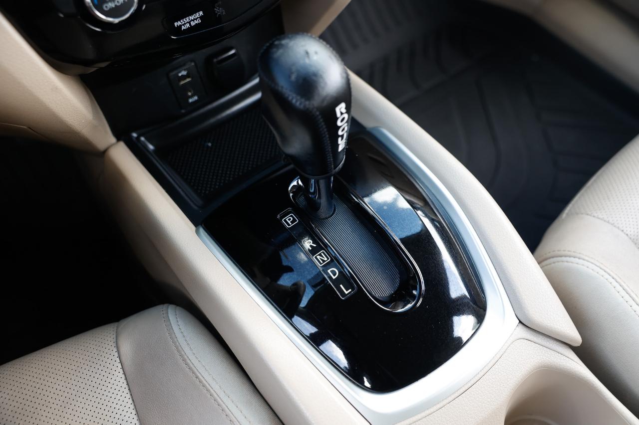 Nissan Rogue  2014