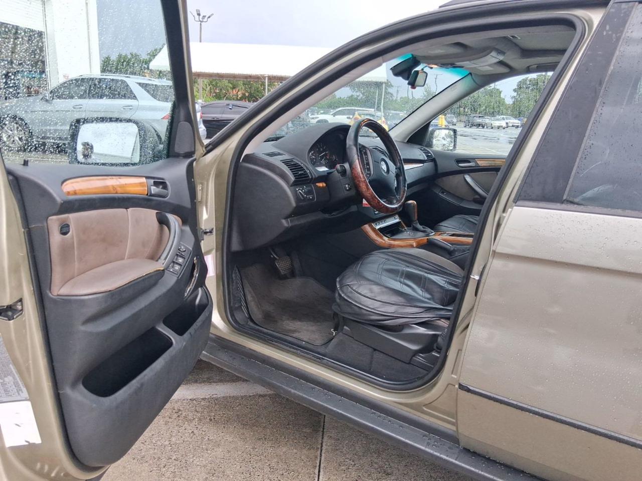 BMW X5  2004