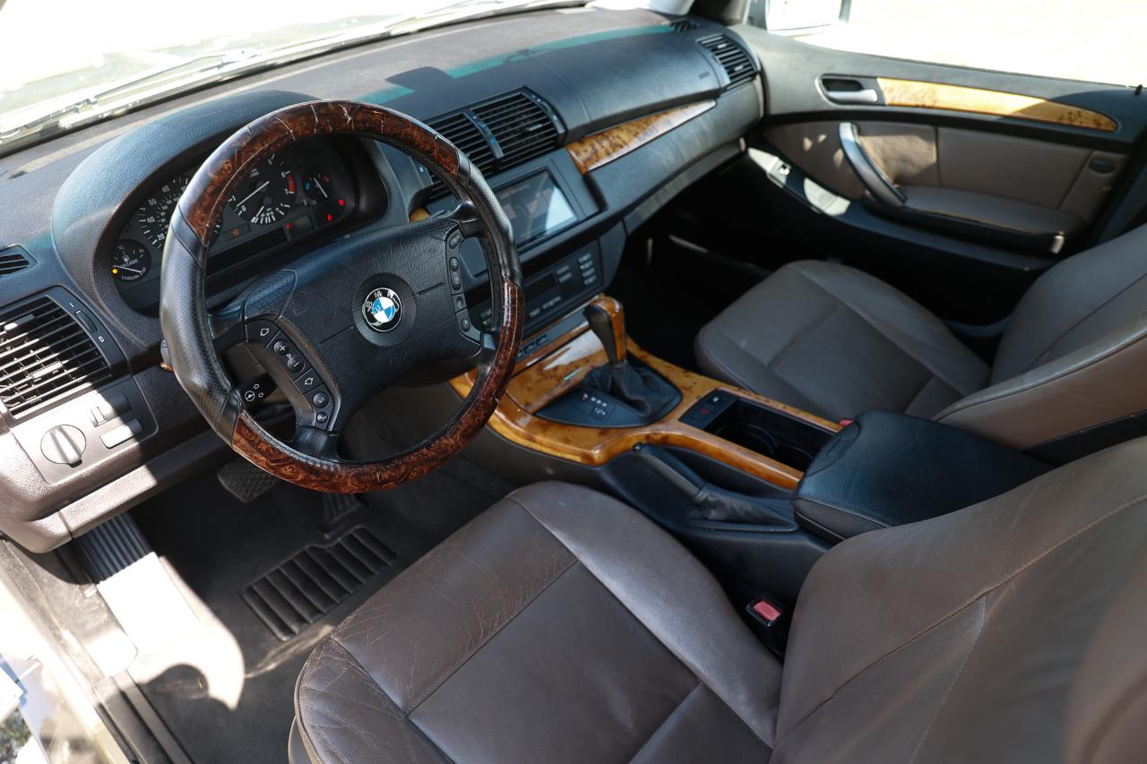 BMW X5 photo 4