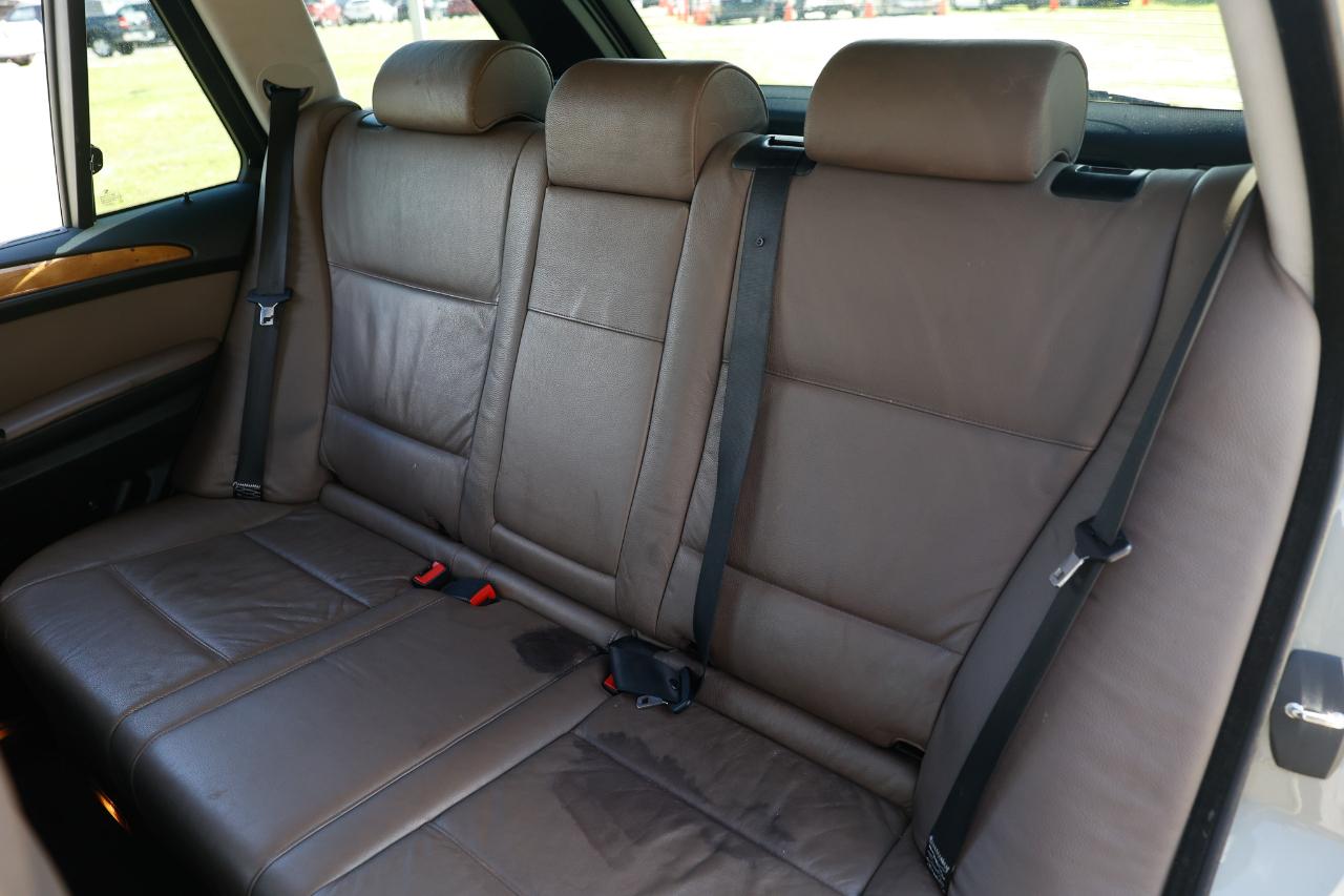 BMW X5 photo 8
