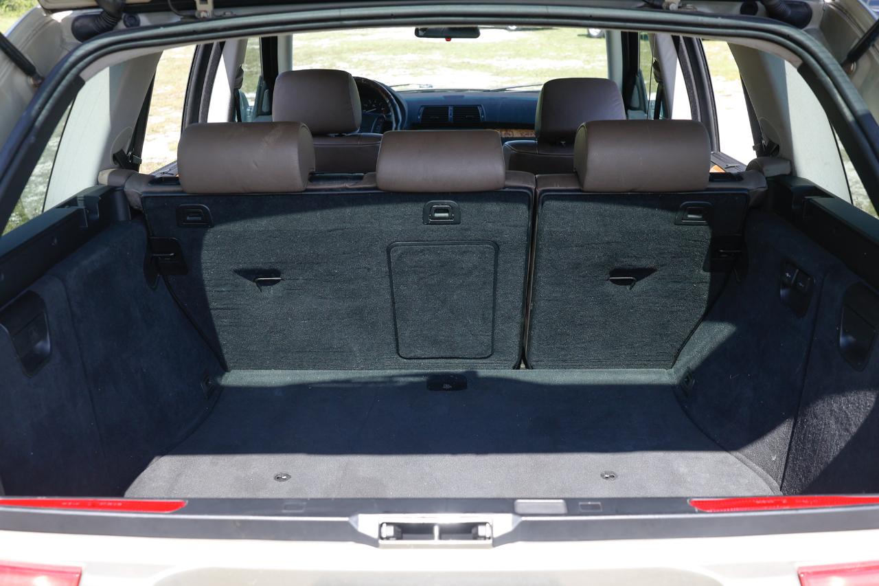 BMW X5 photo 24