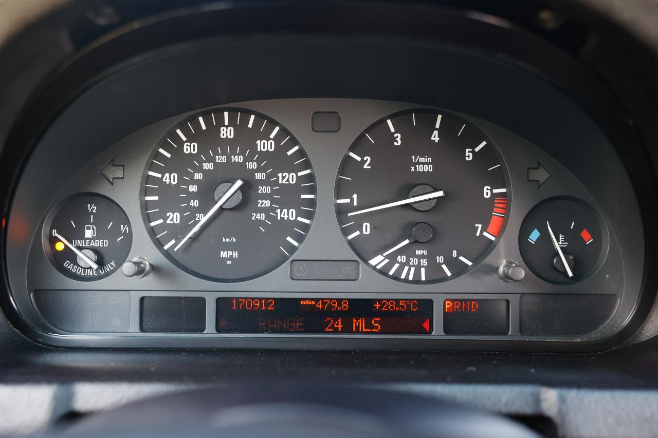 BMW X5 photo 29