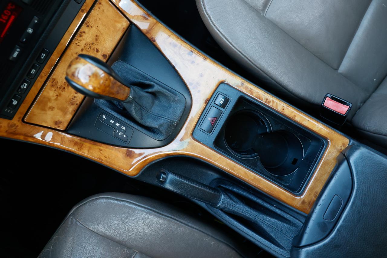 BMW X5 photo 36