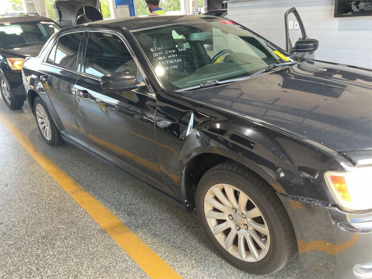 Chrysler 300  2014