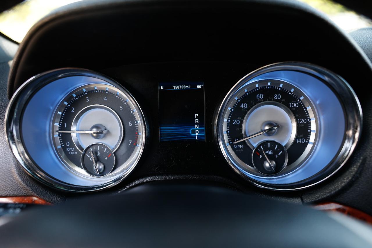 Chrysler 300 photo 29
