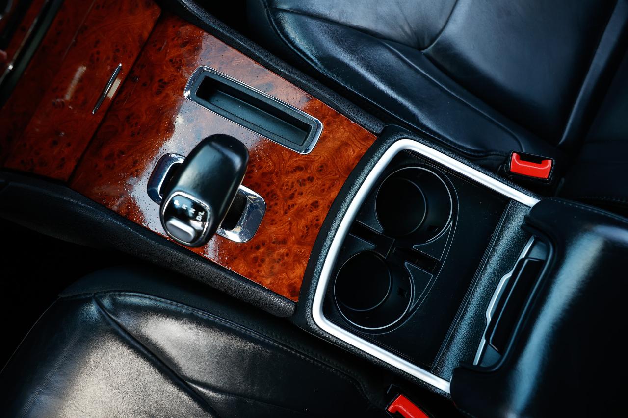 Chrysler 300 photo 36