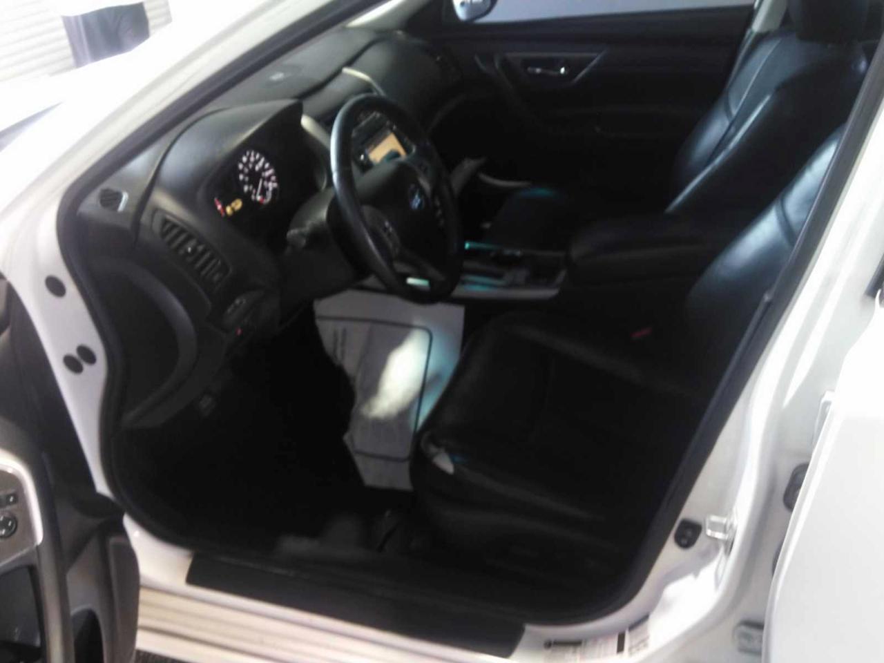 Nissan Altima  2015