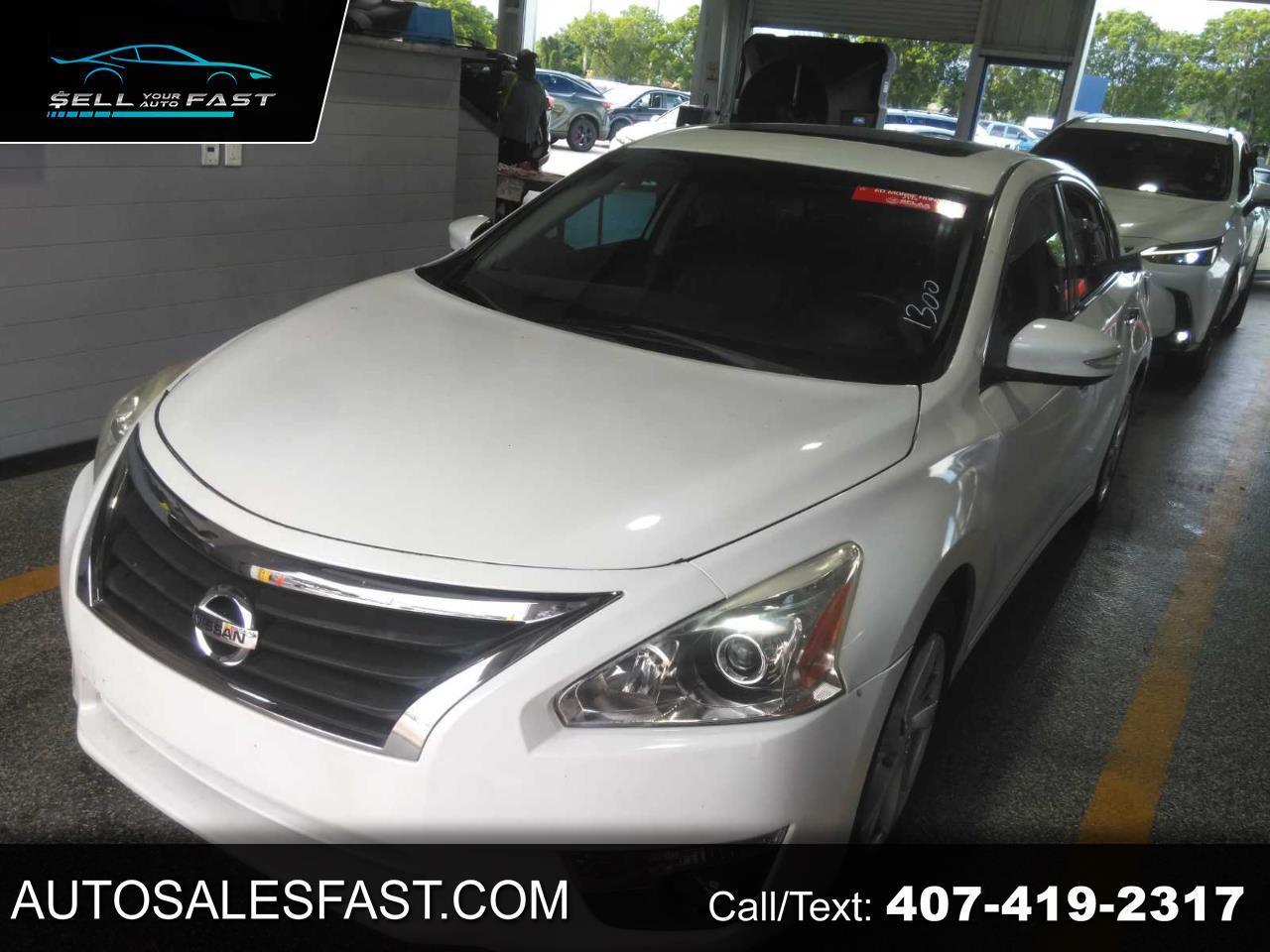 Nissan Altima  2015