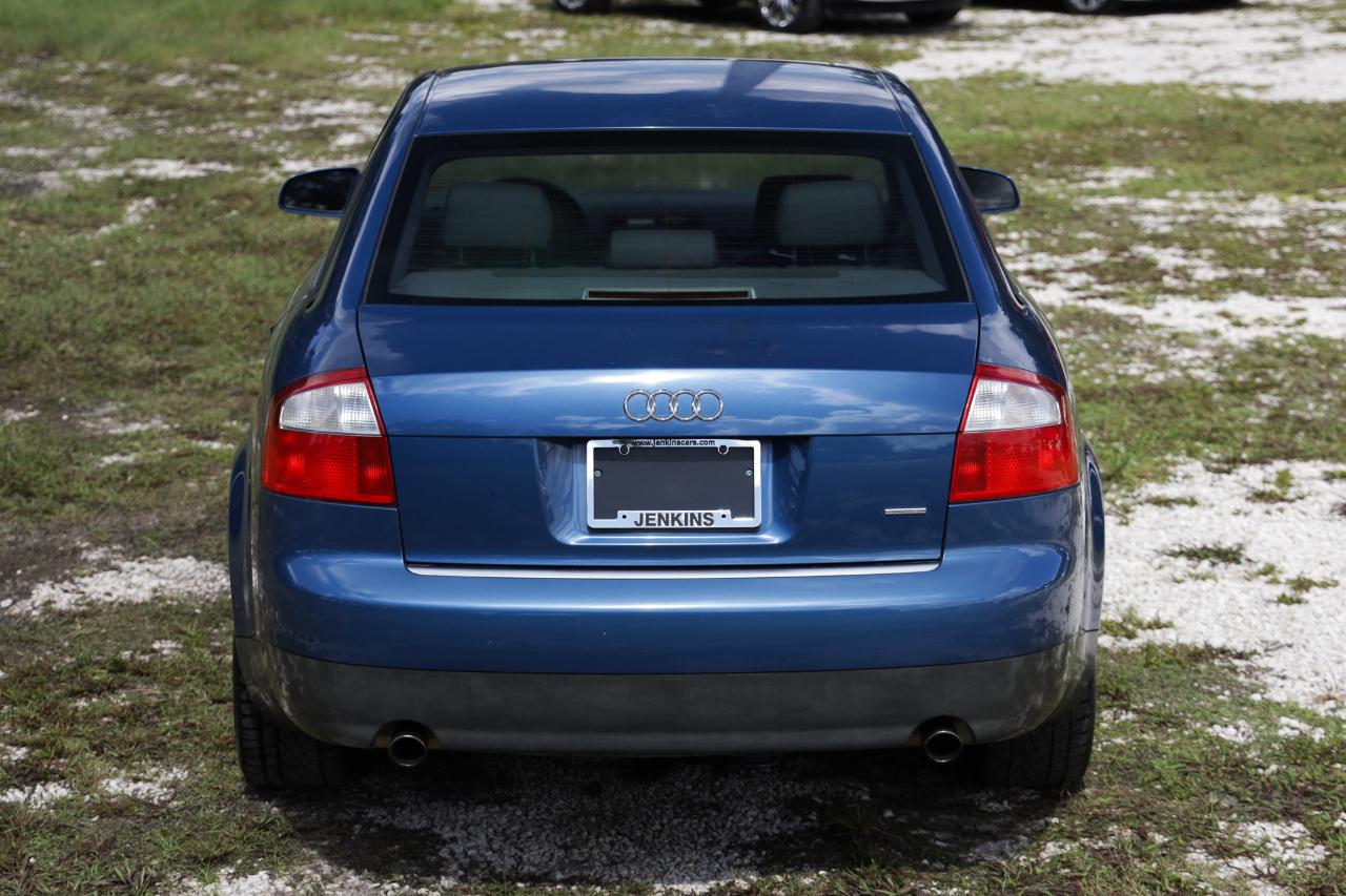 Audi A4  2003