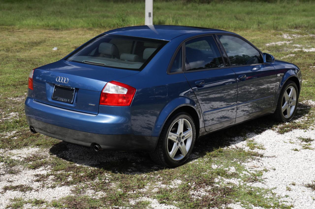 Audi A4  2003
