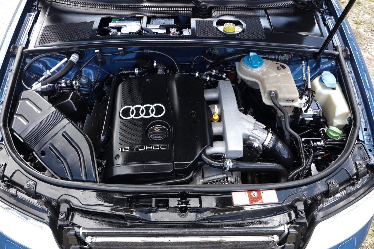 Audi A4  2003