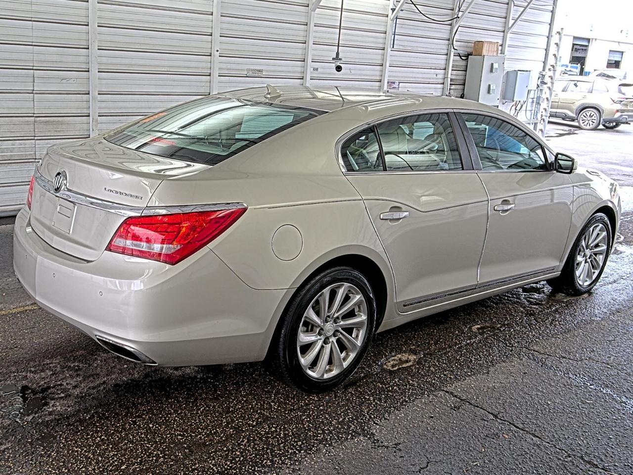 Buick LaCrosse  2014