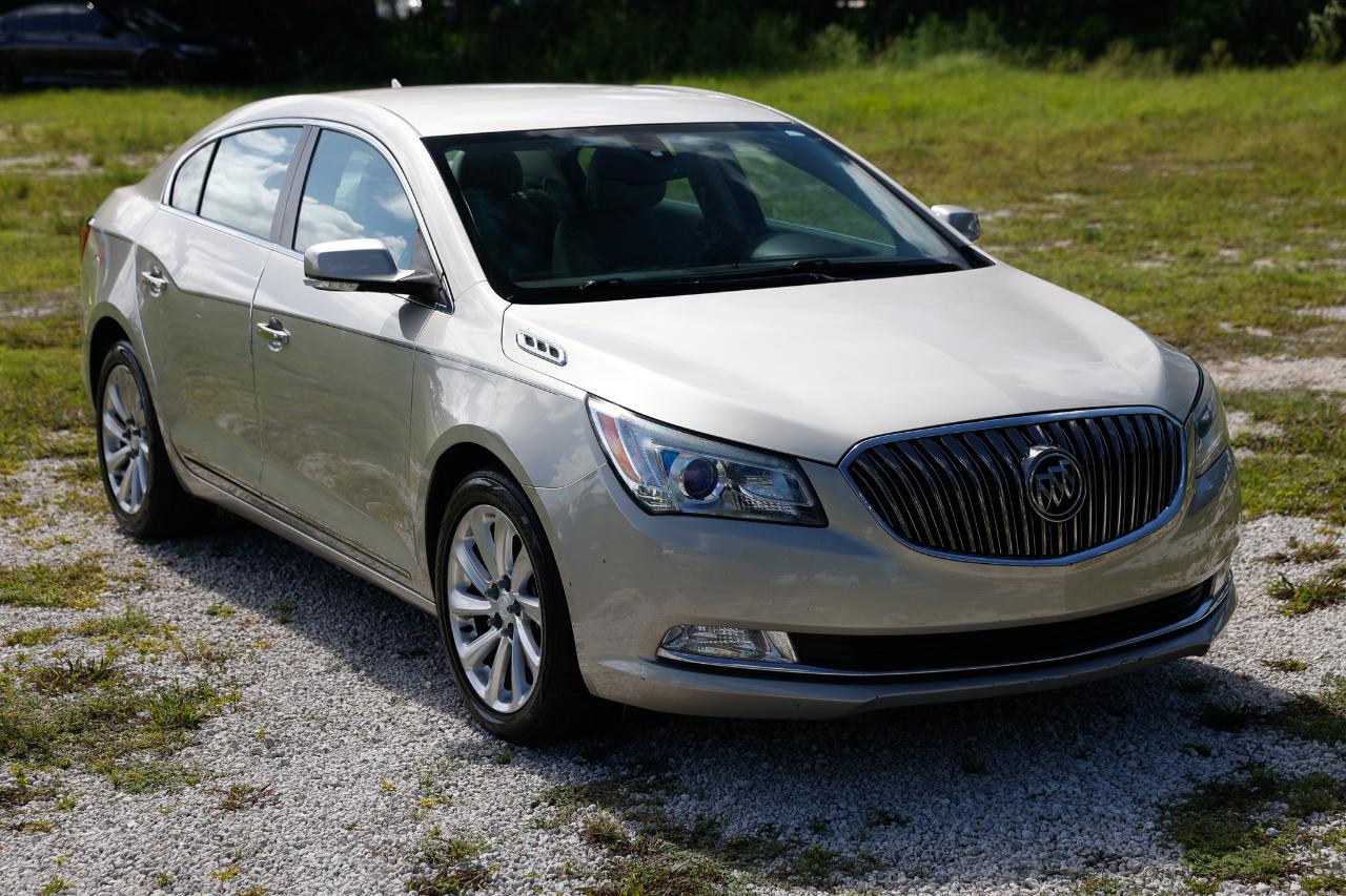 Buick LaCrosse photo 15