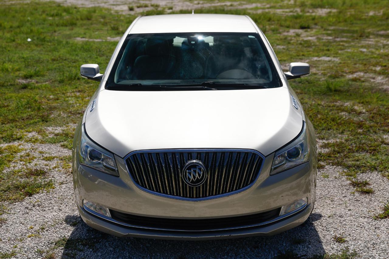 Buick LaCrosse photo 17