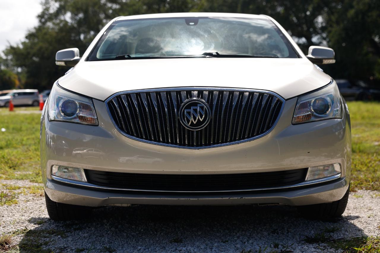 Buick LaCrosse photo 19